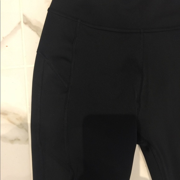 Inform Cropped Leggings - Picture 5 of 6